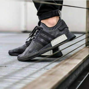 Alternative view of Giày Adidas NMD R1 Primeknit 'Pitch Black' AQ1248