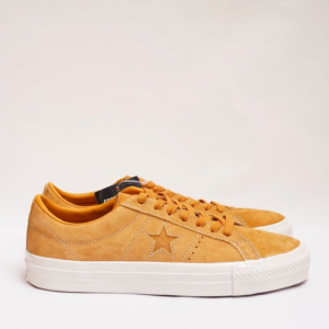 Alternative view of Giày Converse One Star Pro 'Saffron Yellow' 168653C