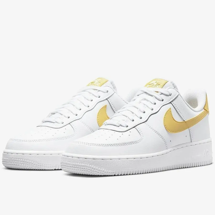 Alternative view of Giày Nike Wmns Air Force 1 '07 'Saturn Gold' 315115-170