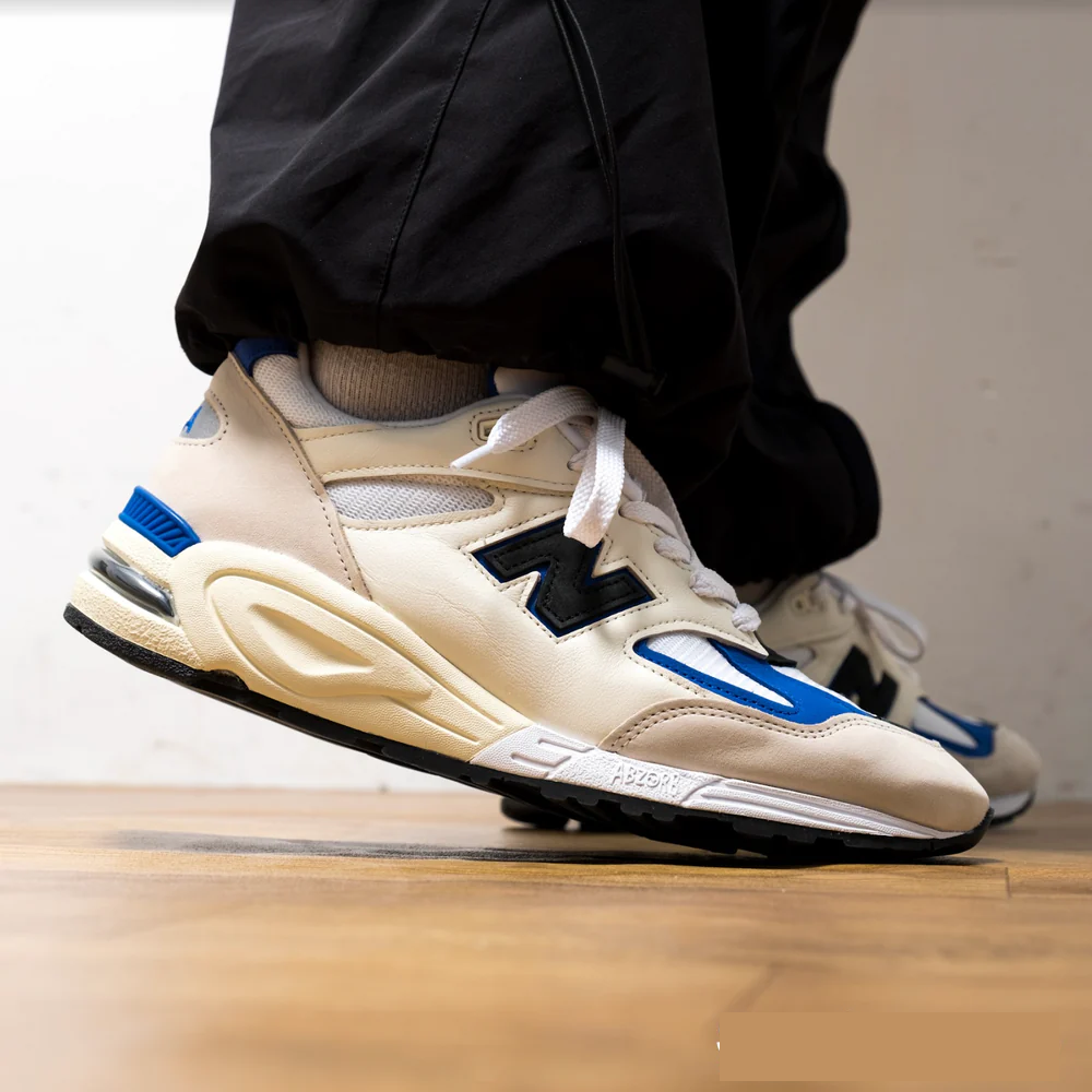 Giay New Balance Teddy Santis x 990v2 Made in USA 'White Blue' M990WB2