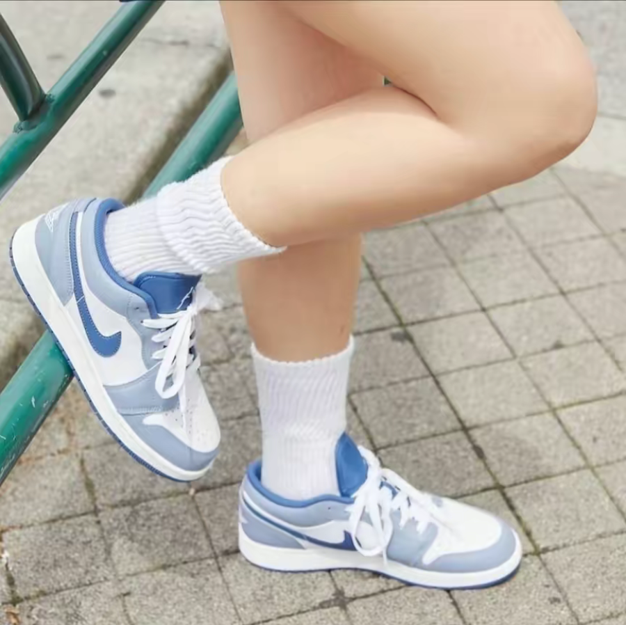 Giày Nike Air Jordan 1 Low GS 'Ashen Slate' 553560-414 - Ảnh 2