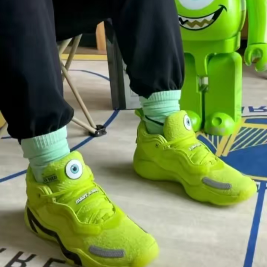 Alternative view of Giày Adidas D.O.N Issue #3 'Mike Wazowski' H67418