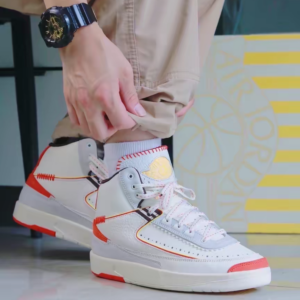 Alternative view of Giày Nike Air Jordan 2 Retro Maison 'Chateau Rouge' DO5254-180