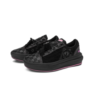Giay Vans x Pretty Guardian Sailor Moon Old Skool 'Black' VN0A7Q5EBKA