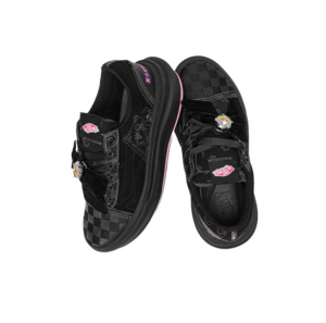 Giay Vans x Pretty Guardian Sailor Moon Old Skool 'Black' VN0A7Q5EBKA