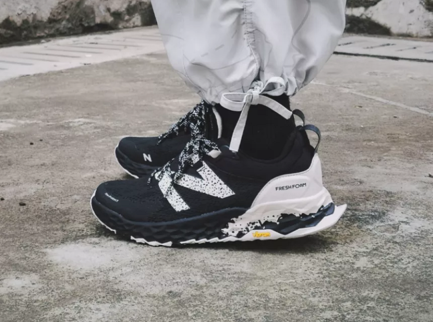 Giày New Balance Fresh Foam Hierro V5 'Black Gray' MTHIERK5 - Ảnh 6