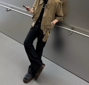 Alternative view of Giày Bottega Veneta Tire Ankle Chelsea Boot 'Black' 630281VBS501024