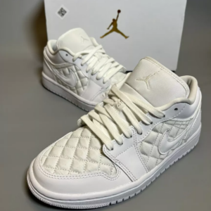 Giay Nike Air Jordan 1 Low Quilted 'White' DB6480-100