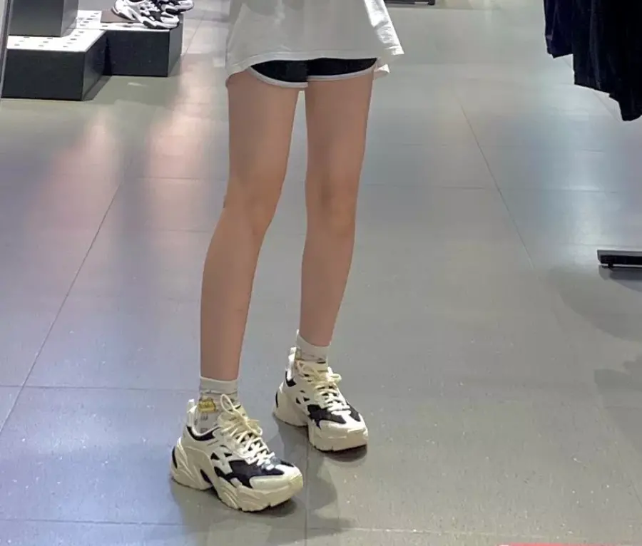 Alternative view of Giày Skechers STAMINA x Skechers Joint 'Beige Black' 149514-NTBK