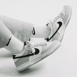 Alternative view of Giày Nike Dunk Low SE 'Jackpot' DQ0380-001