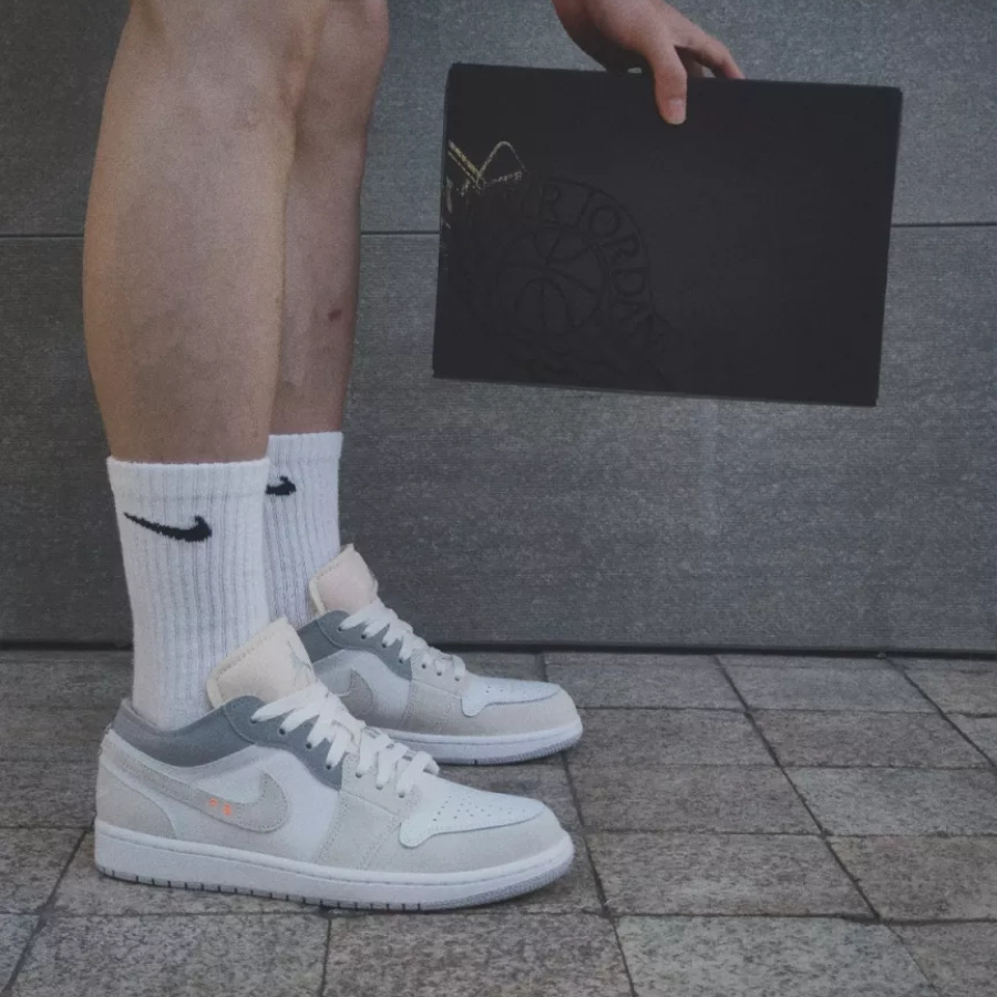 Giày Nike Air Jordan 1 Low 'Inside Out' DN1635-100 - Ảnh 2