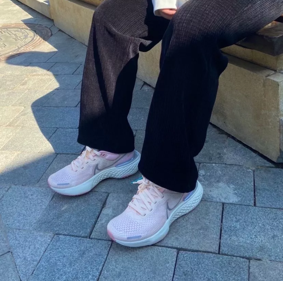 Giày Nike Wmns ZoomX Invincible Run Flyknit 'Guava Ice Pink Glaze' CT2229-800 - Ảnh 4