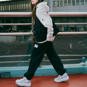 Alternative view of Giày Nike Air Jordan 1 LV8D Elevated 'Wolf Grey' DH7004-100