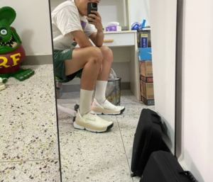 Alternative view of Giày Nike Go FlyEase 'Beige' DR7850-161