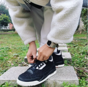 Alternative view of Giày Nike Vogue x Air Jordan 3 AWOK BQ3195-001