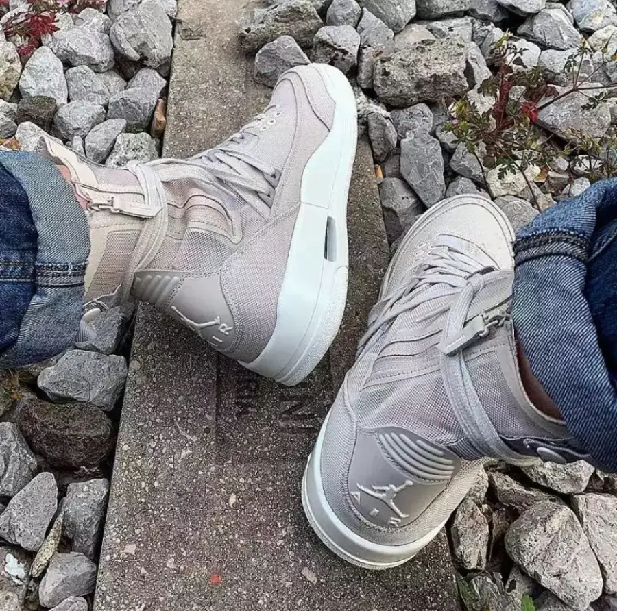 Alternative view of Giày Nike Wmns Air Jordan 3 RTR EXP Lite BQ8394-002
