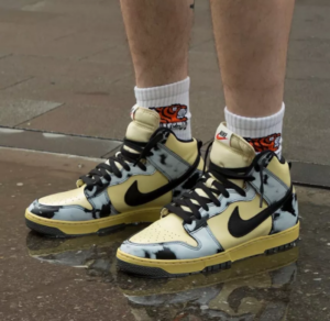 Alternative view of Giày Nike Dunk High 1985 'Black Acid Wash' DD9404-700