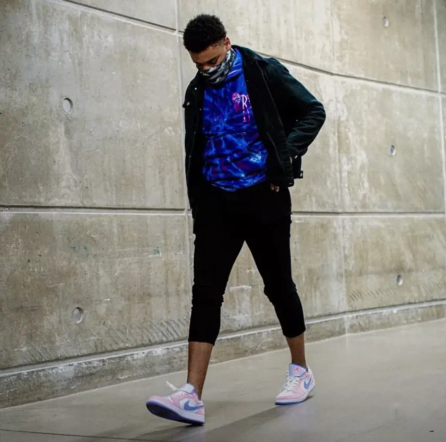 Alternative view of Giày Nike Air Jordan 1 Low SE 'Arctic Punch' CK3022-600