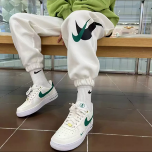 Alternative view of Giày Nike Air Force 1 Low '07 LV8 'Sail Malachite' DQ7658-101