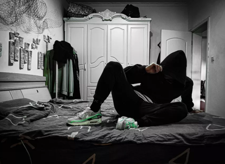 Giày Nike Undefeated x Air Max 90 'White Green Spark' CJ7197-104 - Ảnh 2