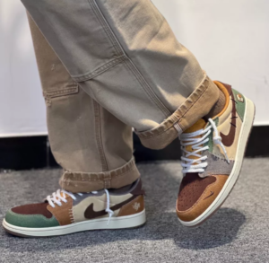 Giay Nike Zion Williamson x Air Jordan 1 Retro Low OG 'Voodoo' DZ7292-200