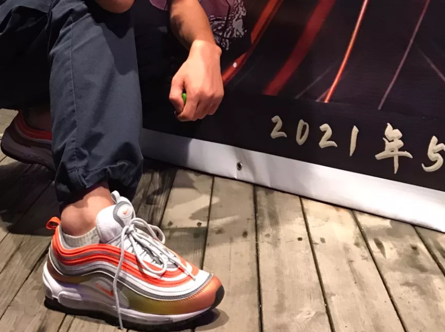 Giày Nike Air Max 97 SE GS 'Metallic Bronze' CT9637-900 - Ảnh 2