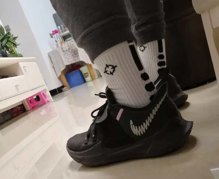 Giày Nike Kyrie Low 3 'Black Metallic Silver' CJ1286-002 - Ảnh 4