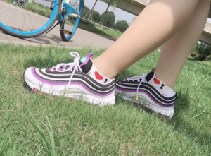Alternative view of Giày Nike Air Max 97 'Bright Violet' 921733-106