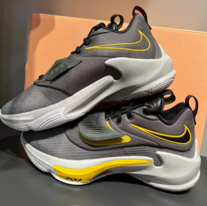 Alternative view of Giày Nike Zoom Freak 3 EP 'Low Battery' DA0695-006