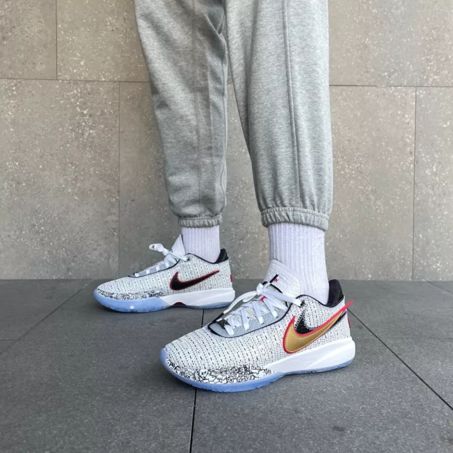 Giày Nike LeBron XX EP 'White Metalic Gold' DJ5422-100 - Ảnh 2