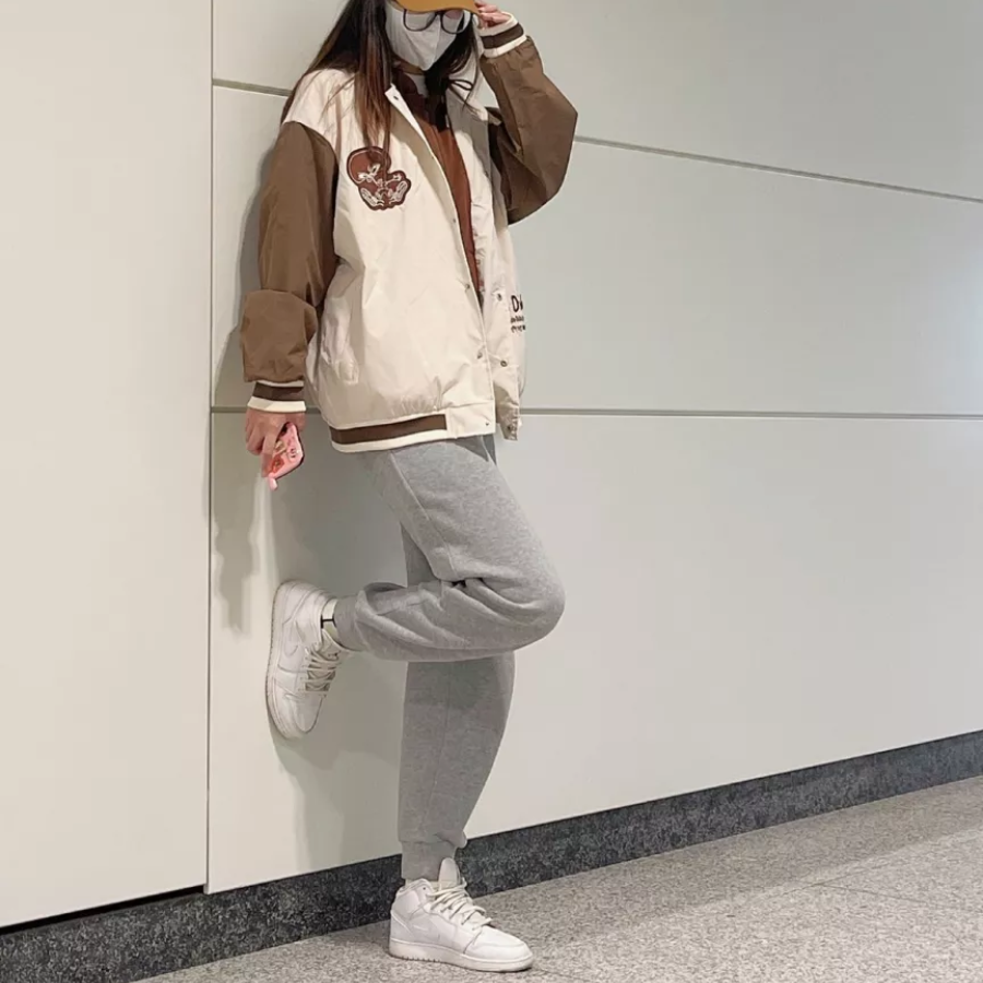 Giày Nike Air Jordan 1 Mid 'Triple White' 554725-130 - Ảnh 4