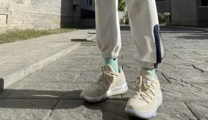 Giày Nike Lebron 17 Low EP 'Easter' CD5006-200 - Ảnh 9