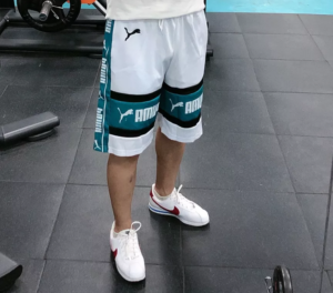 Alternative view of Giày Nike Classic Cortez '72 QS 'Shoe Dog Pack Swoosh' CJ2586-100