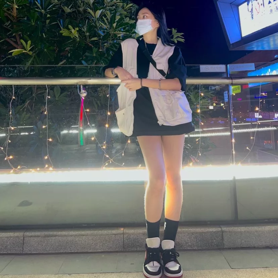 Giày Nike Wmns Air Jordan 1 Low 'Gym Red Black' DC0774-016 - Ảnh 3