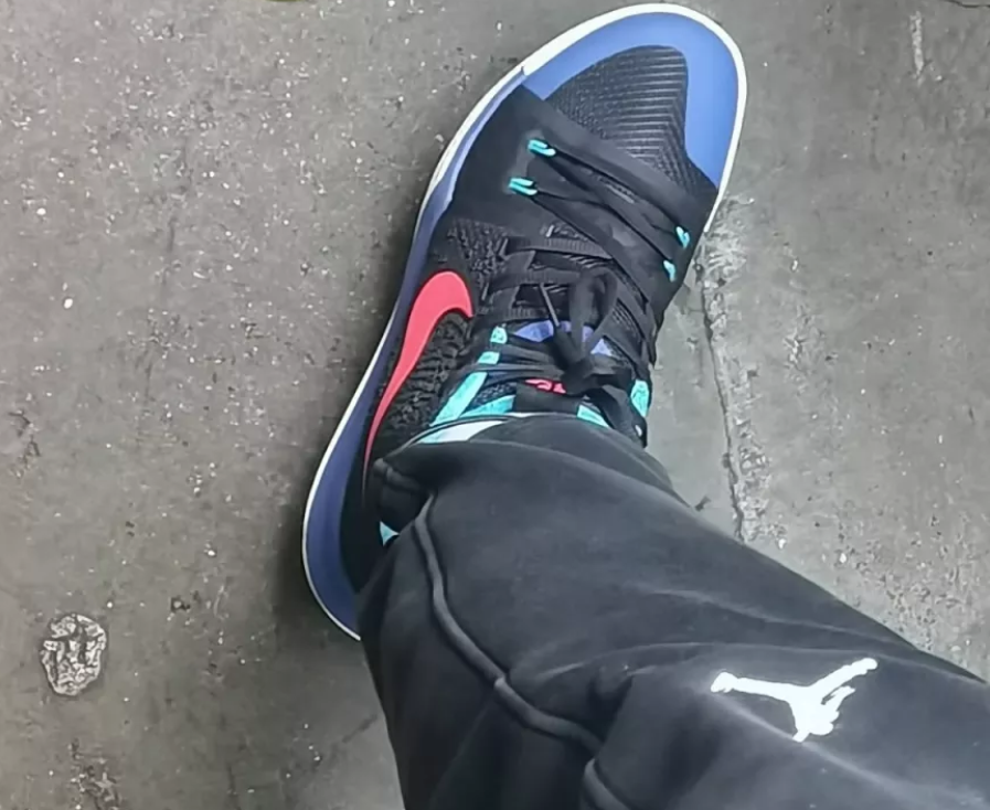 Giày Nike Kyrie 3 'Kyrache Light' 852395-007 - Ảnh 5