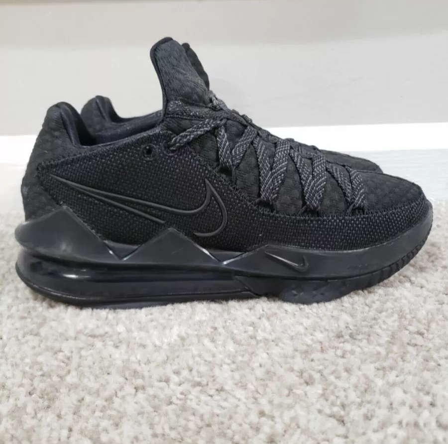 Giày Nike LeBron 17 Low 'Triple Black' CD5007-003 - Ảnh 3