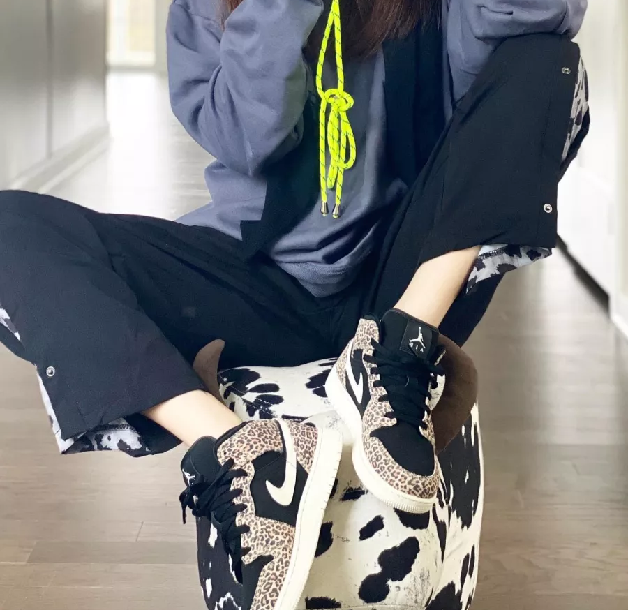 Giày Nike Air Jordan 1 Mid SE GS 'Leopard' BQ6931-021 - Ảnh 12