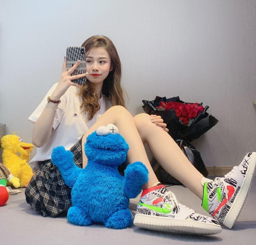 Giày Nike Air Jordan 1 Mid 'Over Print Logos' 554724-119 - Ảnh 5