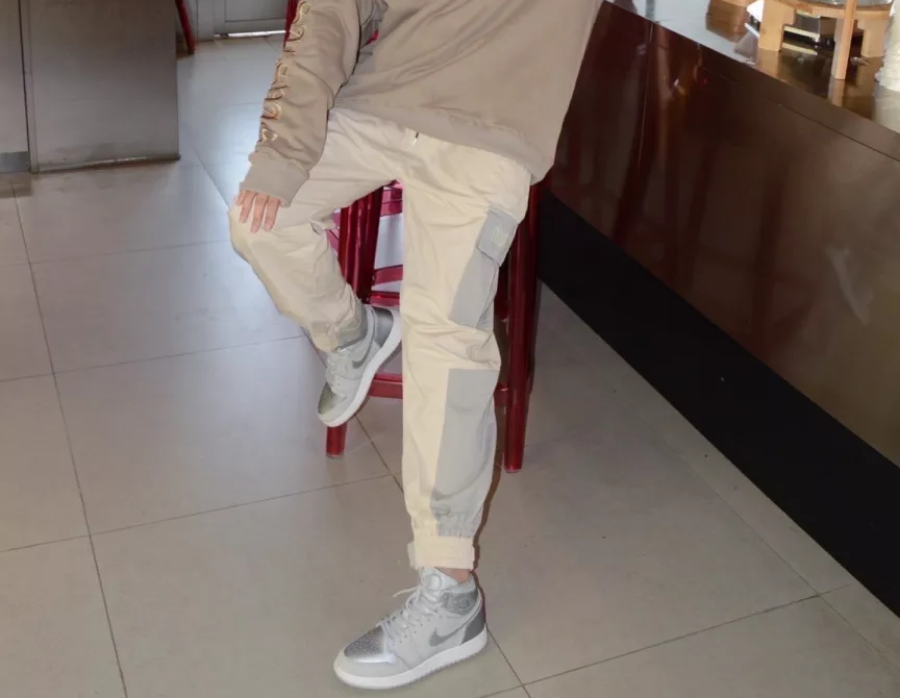 Giày Nike Air Jordan 1 Mid BG 'Wolf Grey' 554725-033 - Ảnh 5