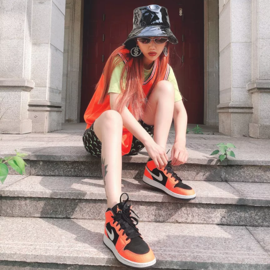 Giày Nike Air Jordan 1 Mid 'Black Cone' 554724-062 - Ảnh 2