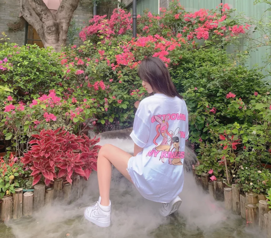 Giày Nike Air Jordan 1 Mid 'Iridescent Reflective White' CK6587-100 - Ảnh 2