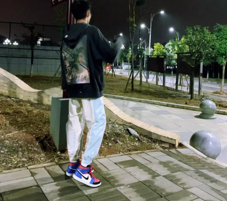 Giày Nike Air Jordan 1 Mid 'Top 3' 554724-124 - Ảnh 5