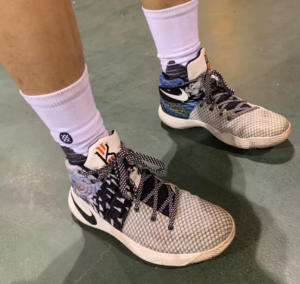 Alternative view of Giày Nike Kyrie 2 'Effect' 819583-901