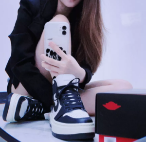 Alternative view of Giày Nike Air Jordan 1 Elevated High ‘White Black’ DN3253-100