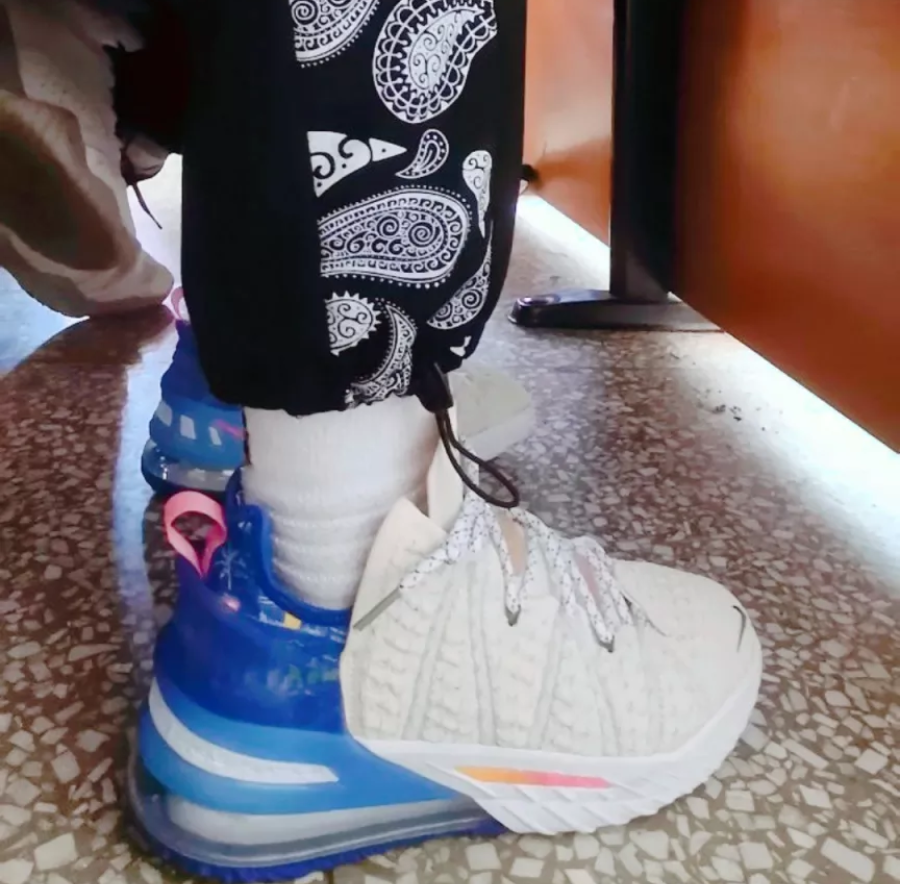 Giày Nike LeBron 18 'Los Angeles By Day' DB8148-200 - Ảnh 3