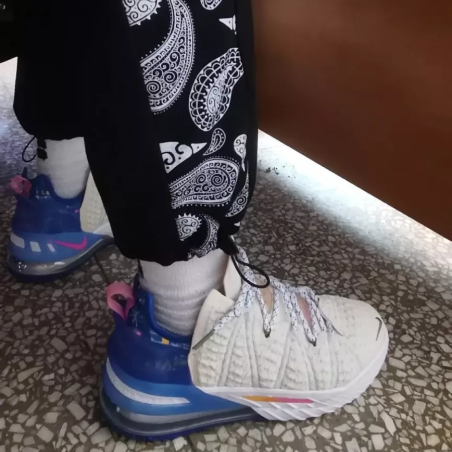 Giày Nike LeBron 18 'Los Angeles By Day' DB8148-200 - Ảnh 2