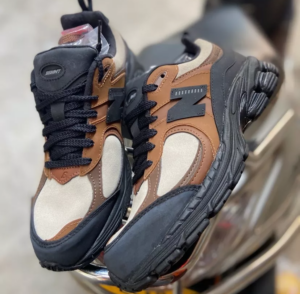 Alternative view of Giày New Balance x The Basement 2002R 'Earth Brown' M2002RBC