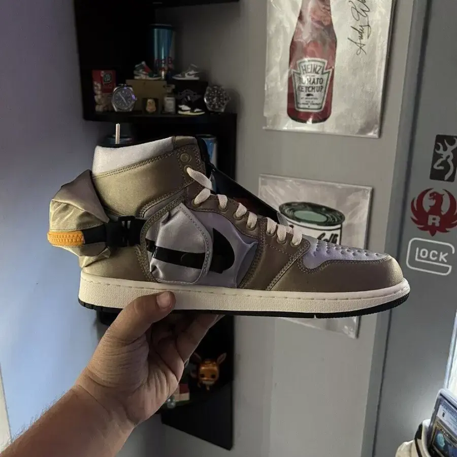Giay Nike Air Jordan 1 Retro High OG SP Utility 'Neutral Olive' DO8727-200