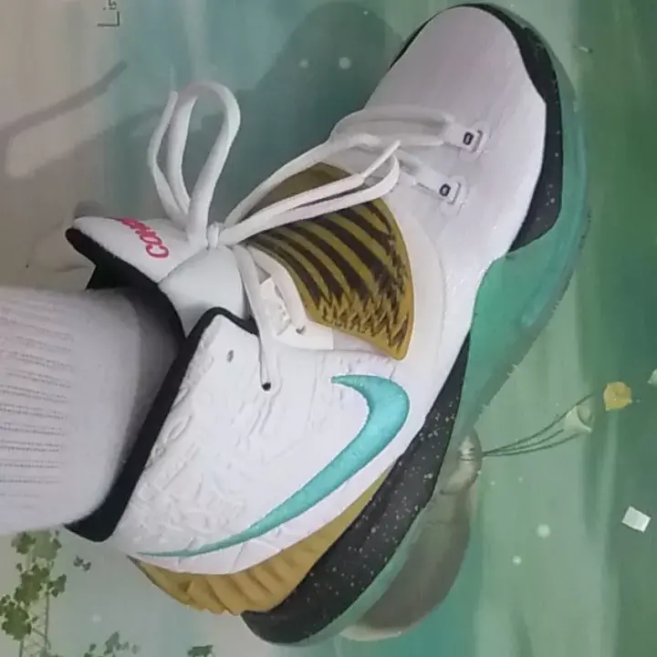 Alternative view of Giày Nike Kyrie 6 Concepts 'Golden Mummy' CV5572-149