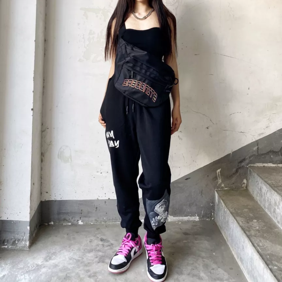 Giày Nike Air Jordan 1 Low GS 'Black Active Fuchsia' CT1564-005 - Ảnh 9